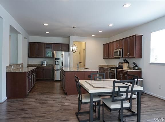 5th image of 6512 Greyhaven Dr