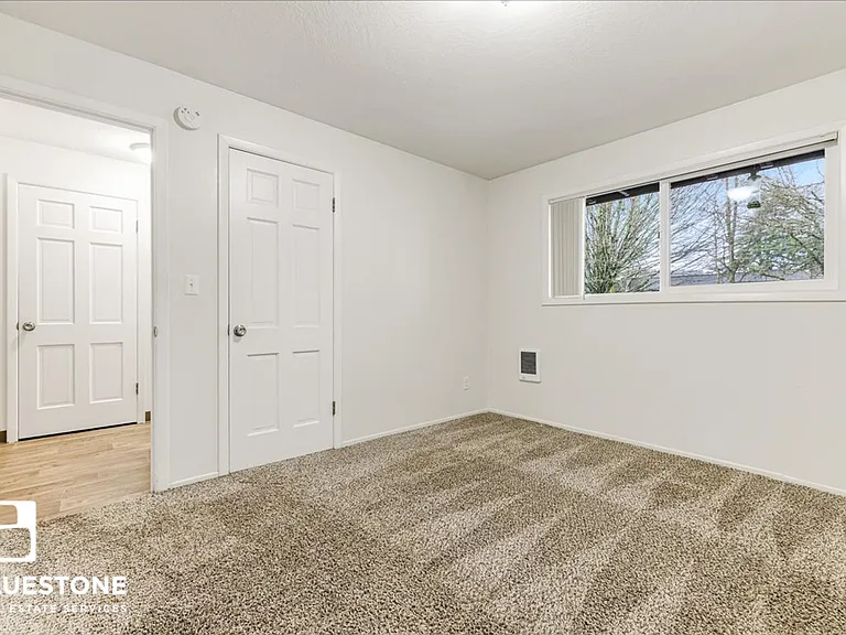 Bayberry Apartments — Photo 17