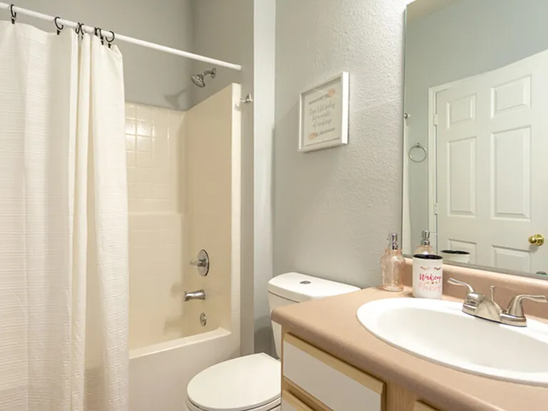 Private Bathrooms | Model Unit | Vie at University Downs