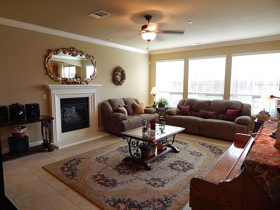 5th image of 2864 Lincoln Airpark Dr