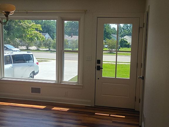 5th image of 501 N Kerr Avenue