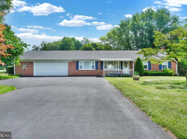 1135 Freysville Rd, York, PA 17406