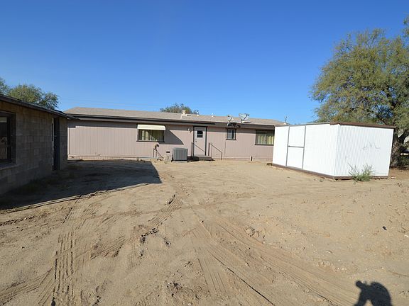 4th image of 7431 N Camino De Oeste