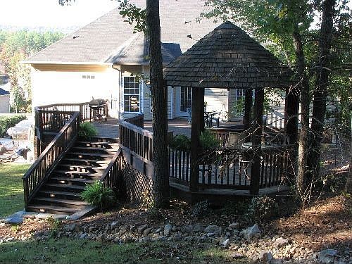 5th image of 185 Oaklyn Hills Dr