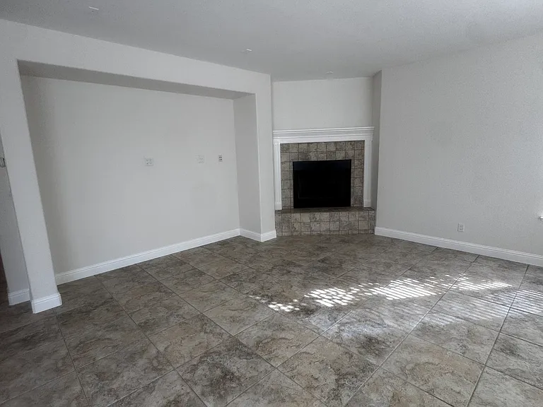 511 W Las Brisas Dr — Photo 19