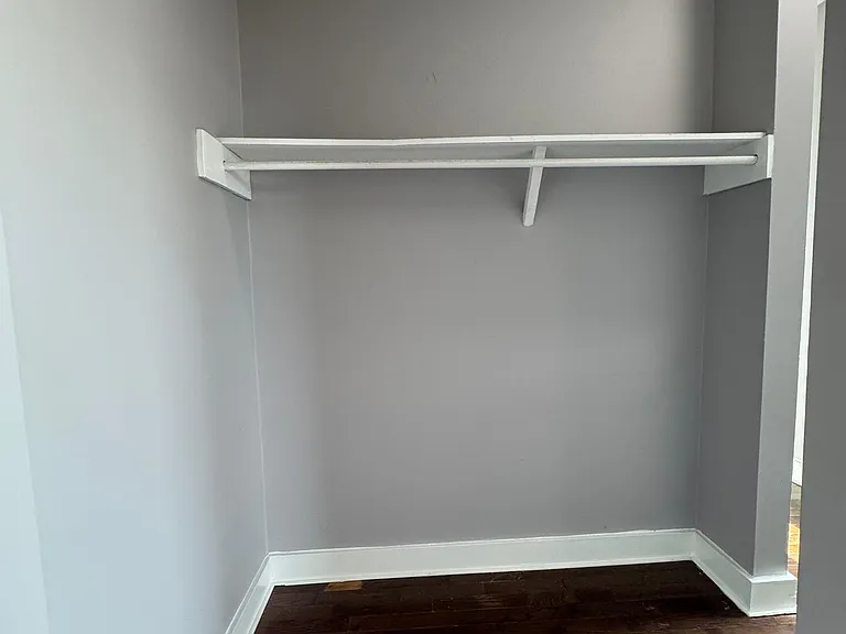 215 Rosette St — Photo 7