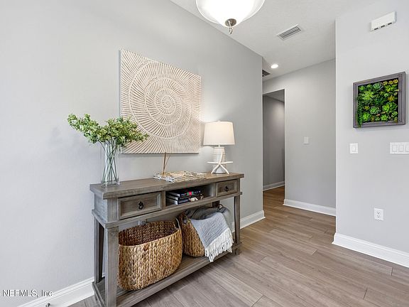 3rd image of 9921 FILAMENT Boulevard