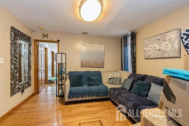 1012 Paterson Plank Rd — Photo 5