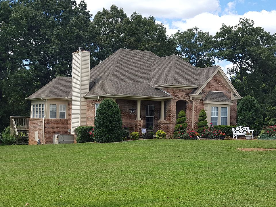 1st image of 470 Beacon Dr