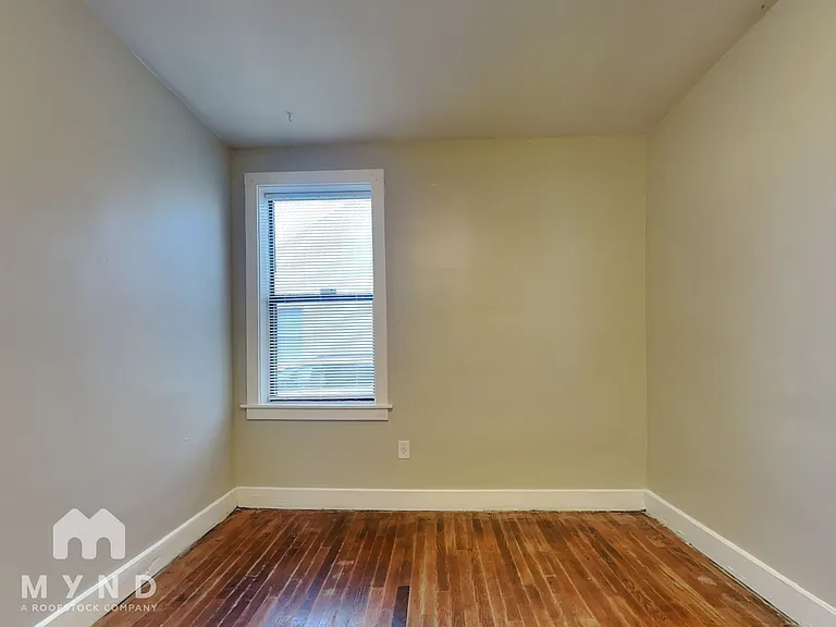 2325 Riley Ave — Photo 10