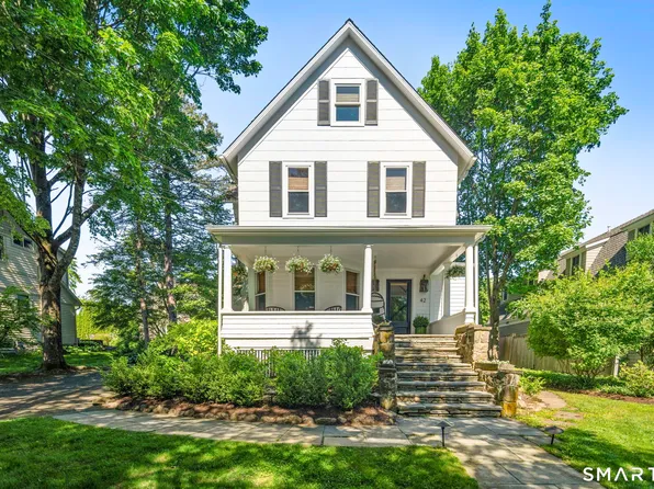 42 Hoyt Street, New Canaan, CT 06840