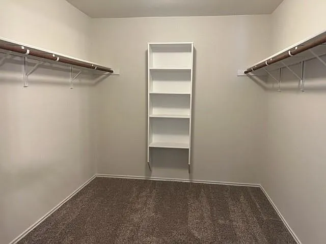 2480 Green Meadows Ln — Photo 10