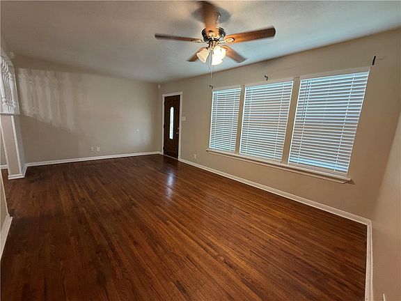 3rd image of 1837 Horne Rd