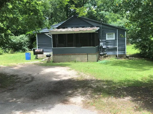 640-648 Geise Ave NE, Dawson, GA 39842