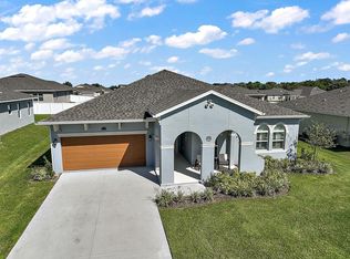 37028 Scenic Pine Dr, Grand Island, FL 32735