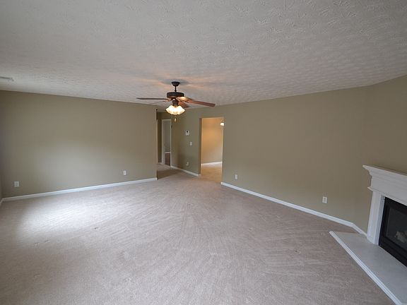 4th image of 113 Windsong Dr
