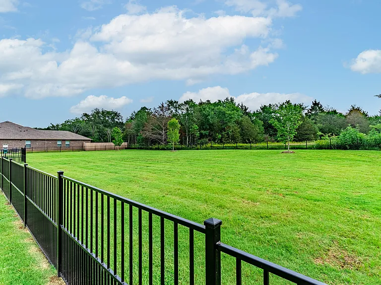 216 Fairmeade Dr — Photo 39