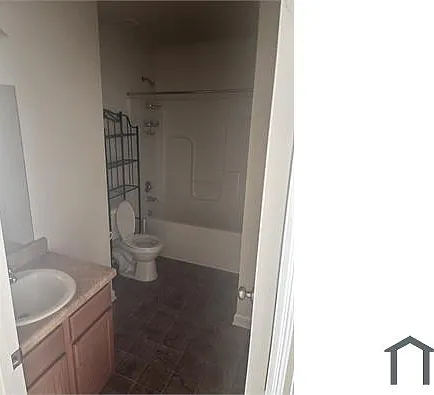 165 Cloverbrook Dr — Photo 15