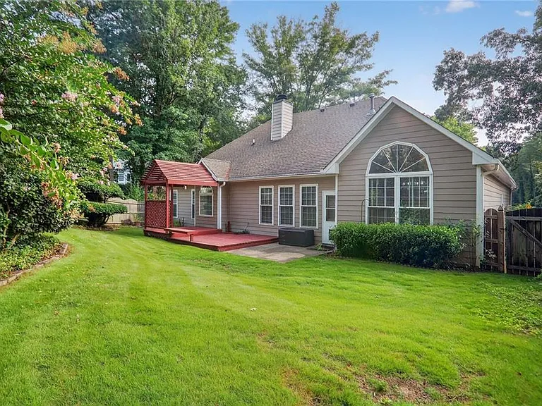 10825 Pinewalk Forest Cir — Photo 2