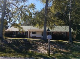 28 Twin Oaks Dr, Waynesboro, MS 39367