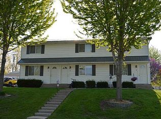 114 S Amlong St, Lone Tree, IA 52755