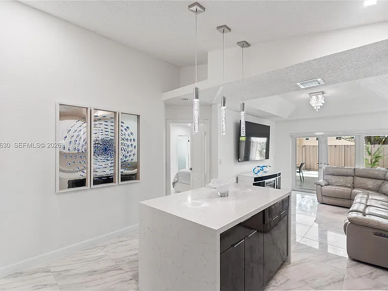 8842 SW 215th Ln — Photo 33
