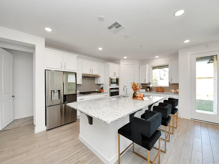 4135 Kinsey St — Photo 10