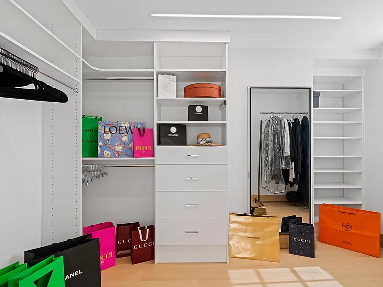 247 Worth Ave #PENTHOUSE — Photo 30