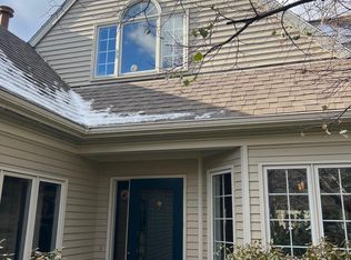 136 Covington Ln, Shelburne, VT 05482