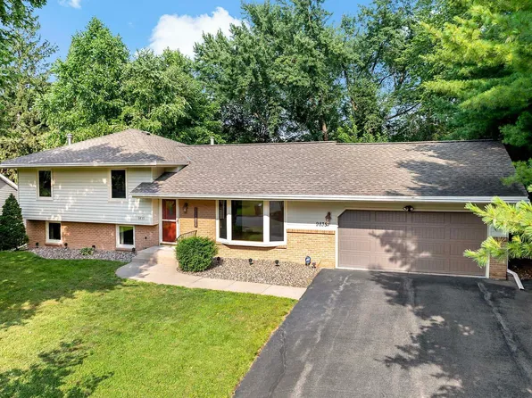 9835 Brookside Ave, Minneapolis, MN 55431