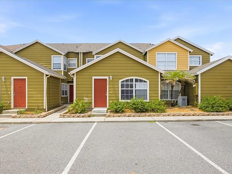 713 Washington Palm Loop #FRONT — Photo 1