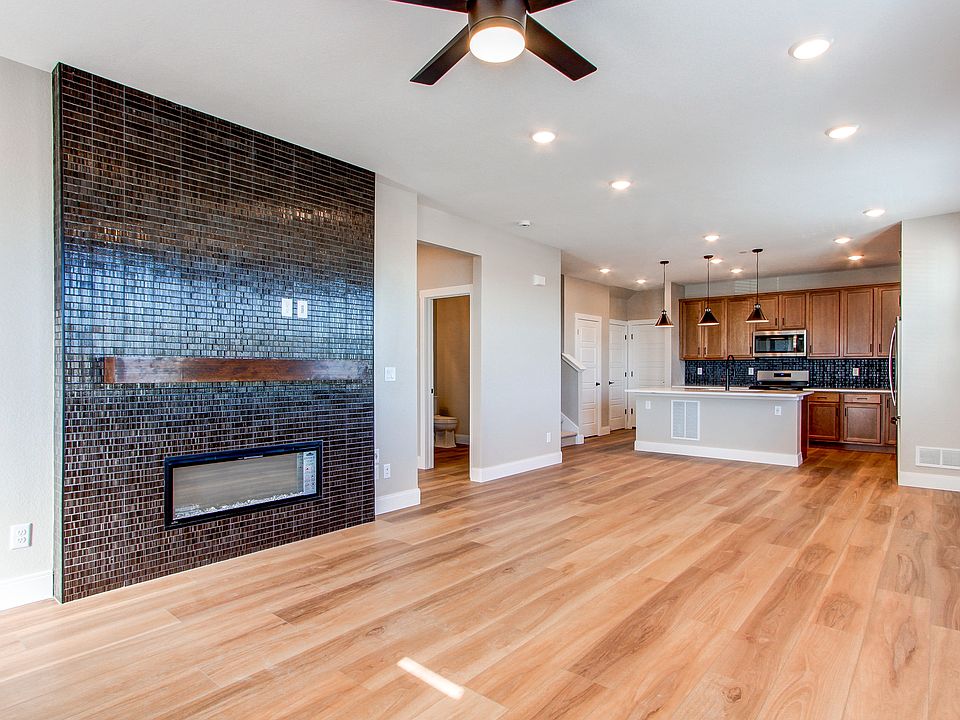 Open concept main floor