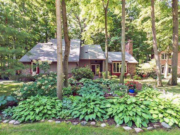 1987 Valley Brook Dr, Okemos, MI 48864