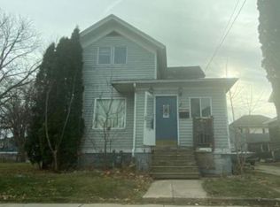 607 Otter Ave, Oshkosh, WI 54901