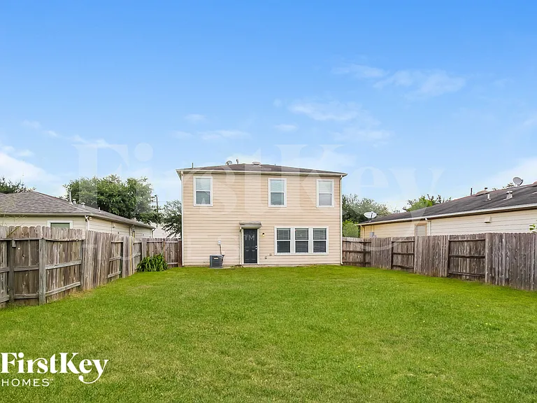 3122 Becker Glen St — Photo 17