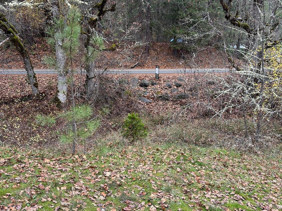 2nd image of 0 Crowfoot Rd