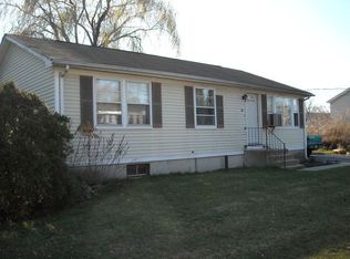 33 Grove Ave, Groton, CT 06340