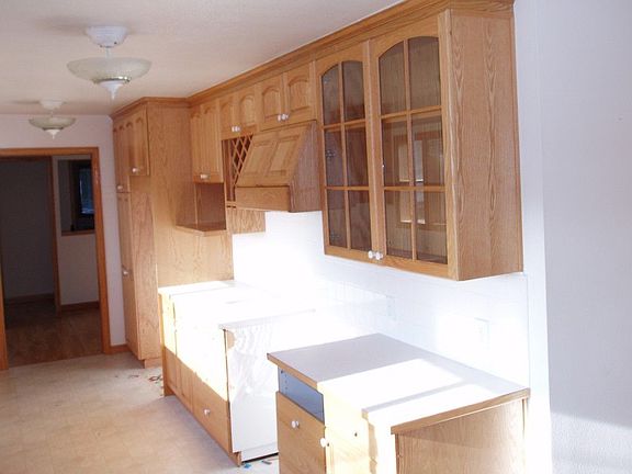 4th image of 2623 128th St E