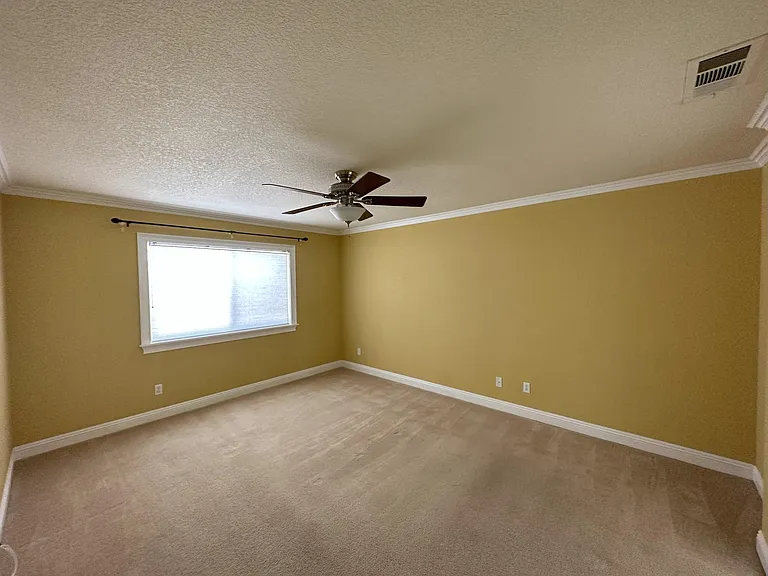 3075 Summer Breeze Ave — Photo 10