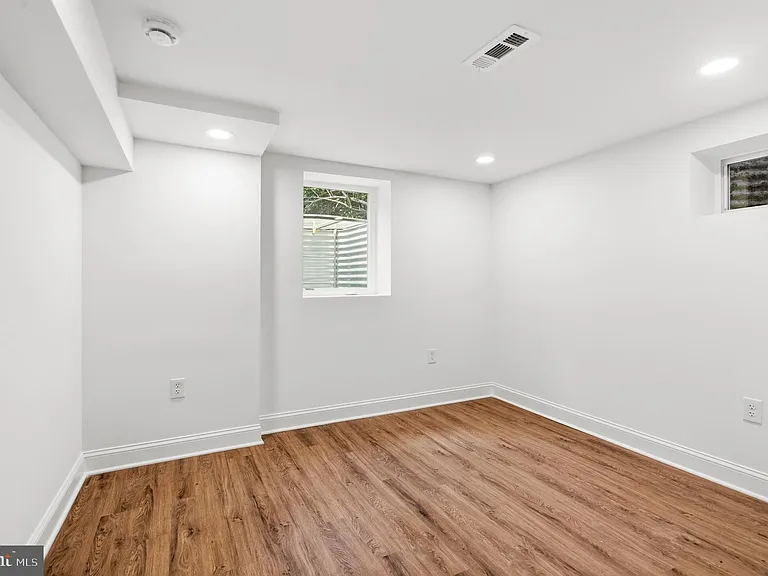 5605 Wood Way — Photo 16
