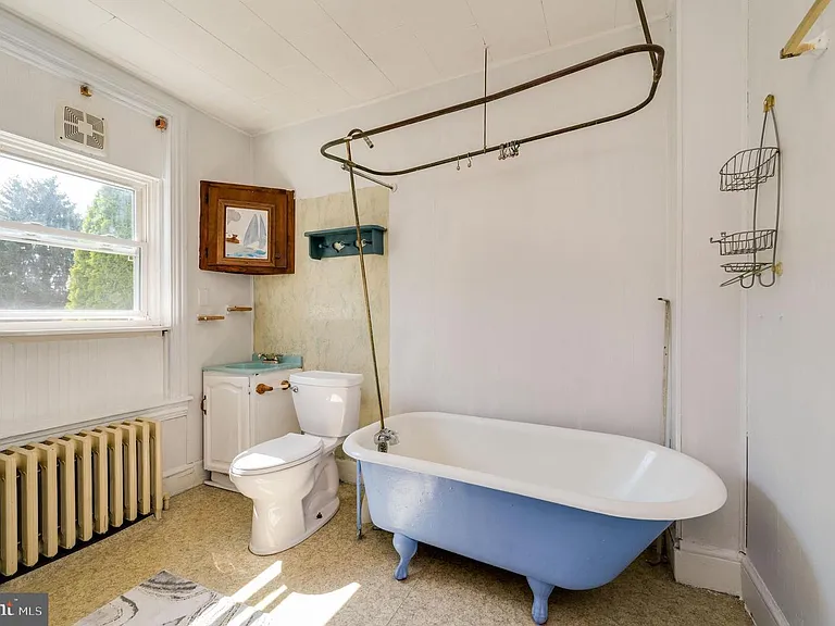 103 Upland Ave #2 — Photo 3