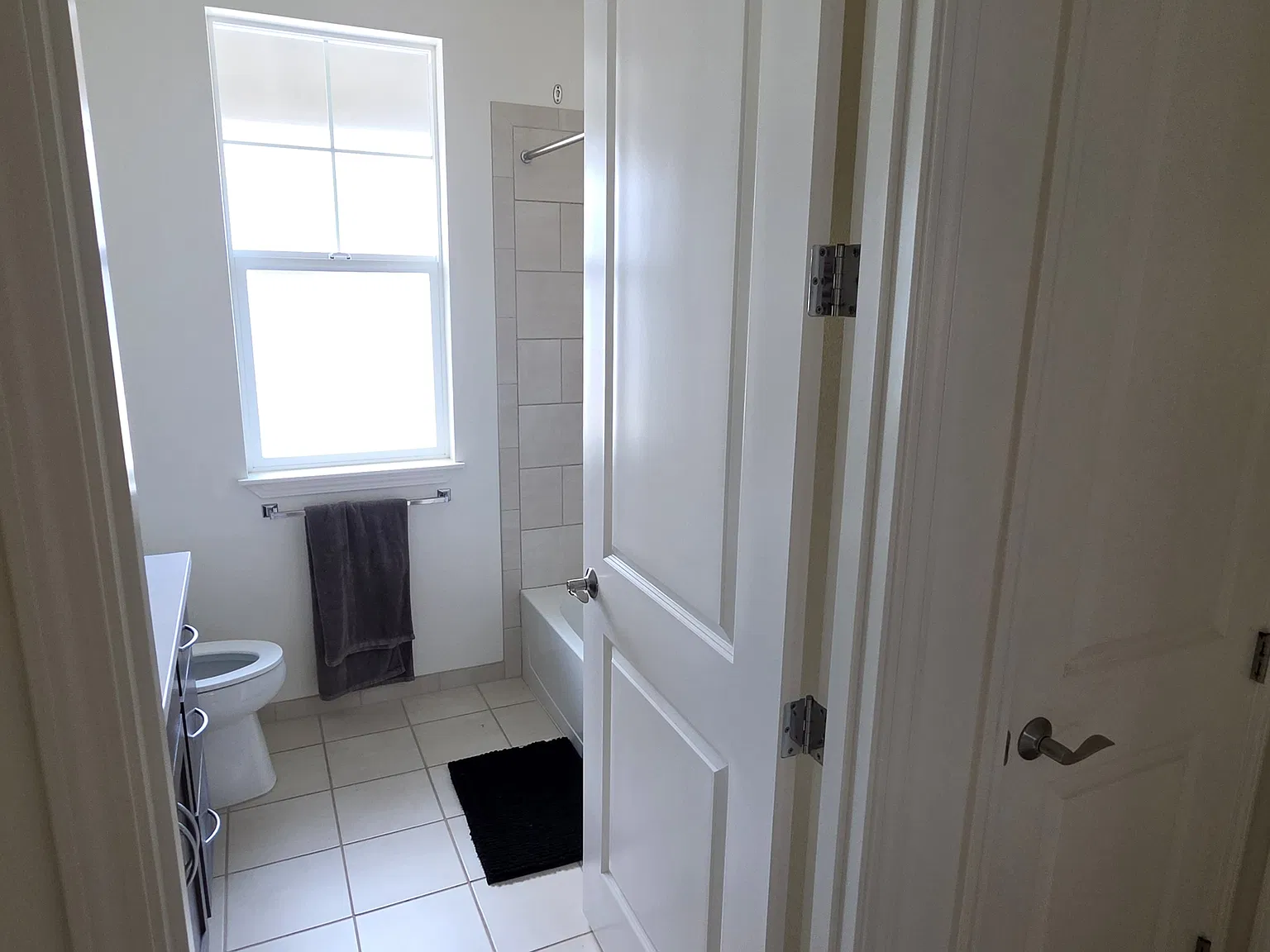 3 bed, 1645 sqft, $4,800 — Photo 4