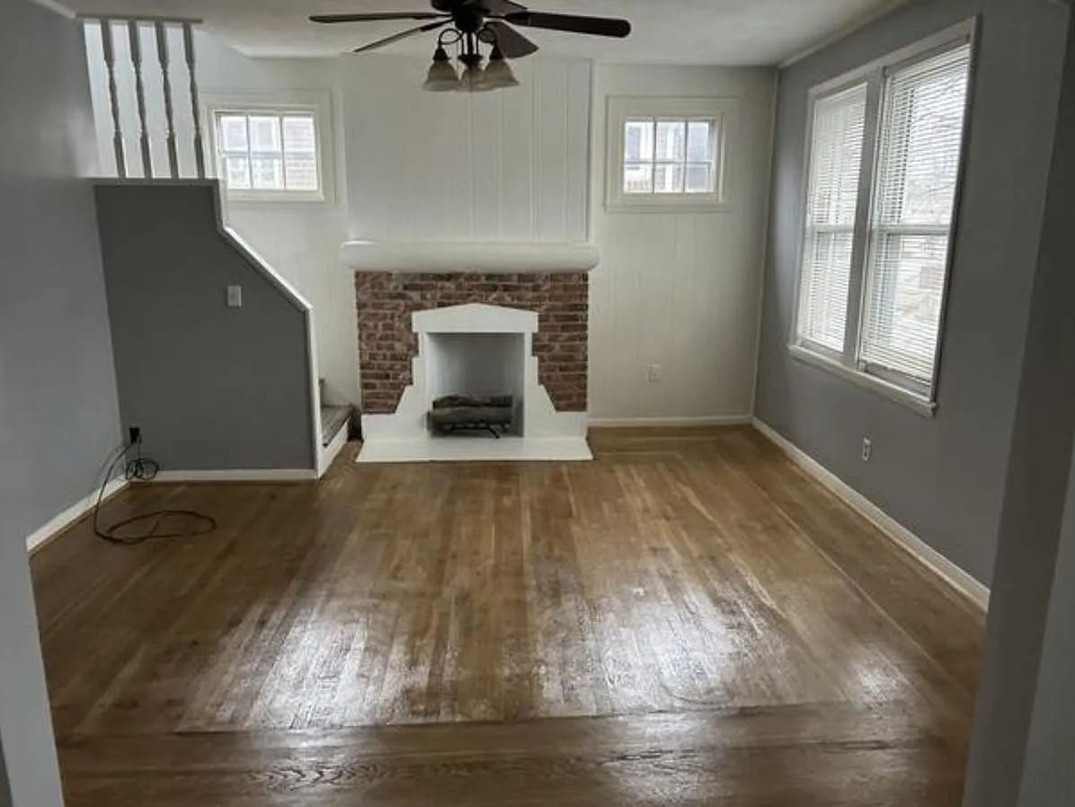 3 bed, 1200 sqft, $1,495 — Photo 2