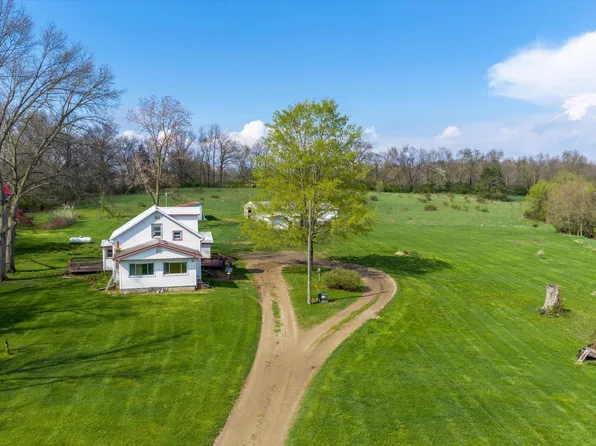 23476 Jefferson Center St, Cassopolis, MI 49031