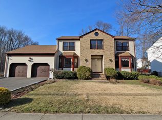 18 Gloria Ave, Edison, NJ 08820