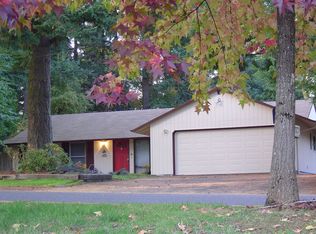 5803 SW McEwan Rd, Lake Oswego, OR 97035