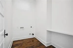 322 Arabella St — Photo 8