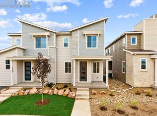 2435 Vanhoutte Vw, Colorado Springs, CO 80915