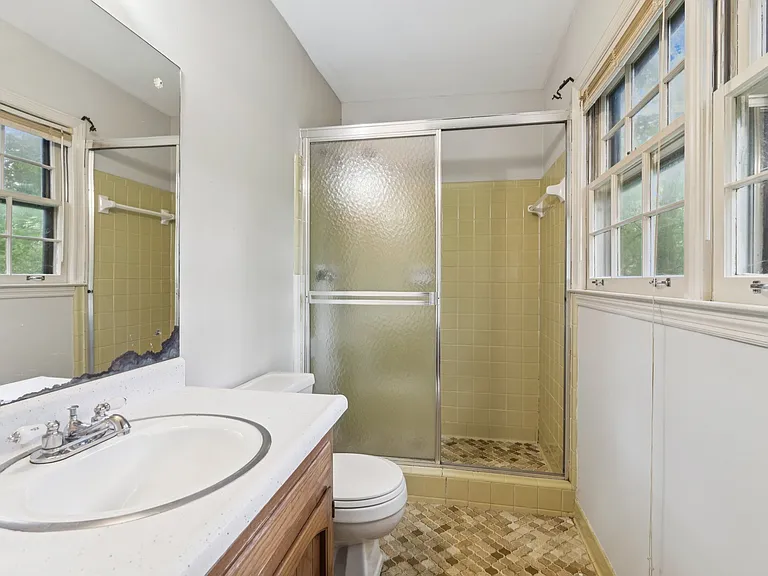 2600 Lantern Ln — Photo 14
