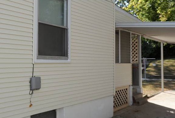 2nd image of 1719 Northfield Dr